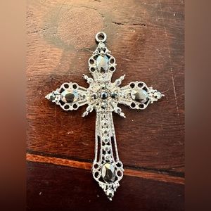 Cross Pendant Silver Tone